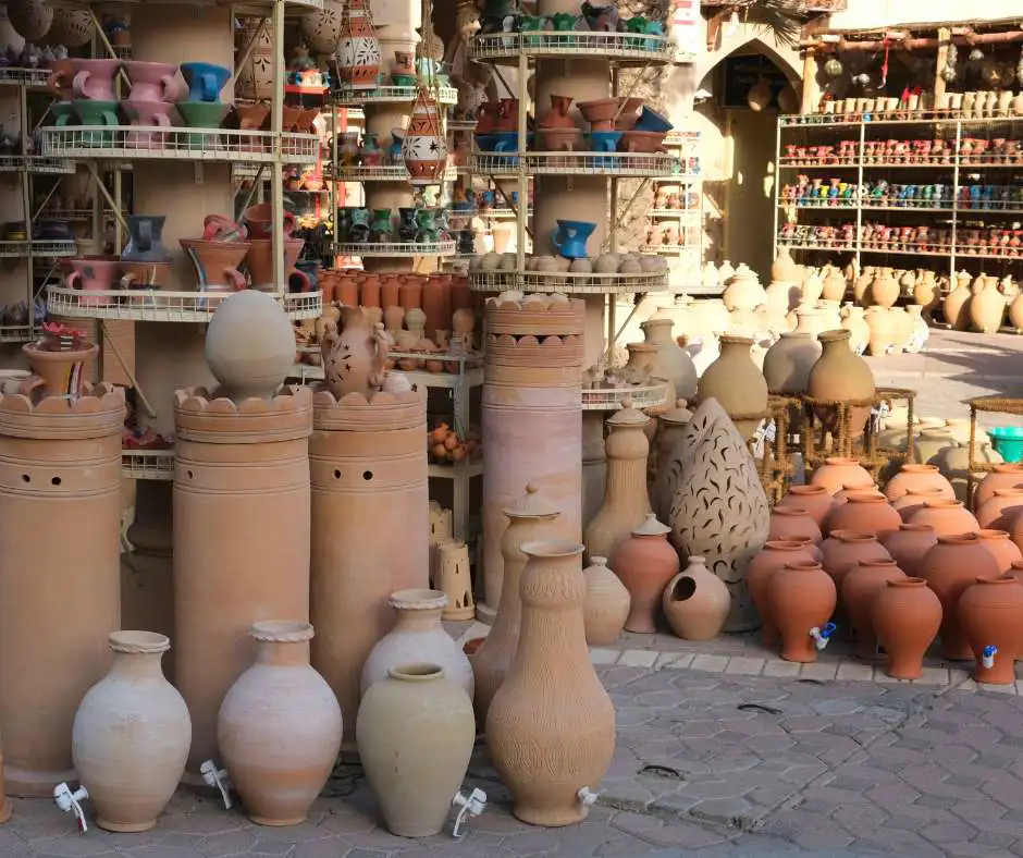 souk-nizwa-ceramiche-oman